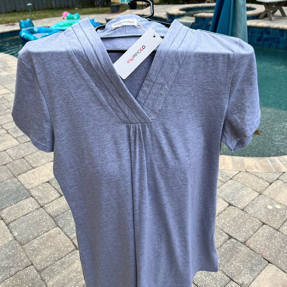 Light Gray Women's Short Sleeve Top V Neck